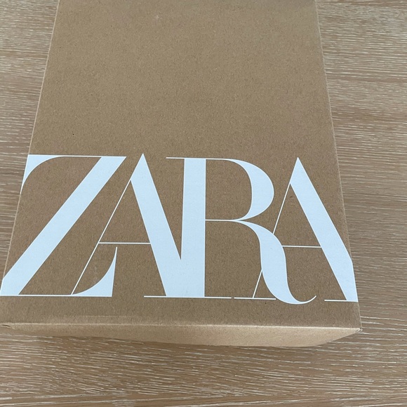 ZARA ANIMAL PRINT LEATHER BOOTS - Picture 6 of 15